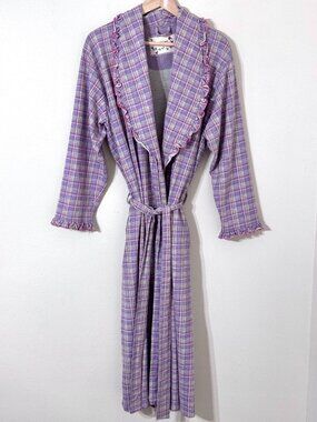Vtg Y2K Cherokee Plaid Bath Robe Ruffle Collar Lettuce Hem Girlhoodcore Lavender